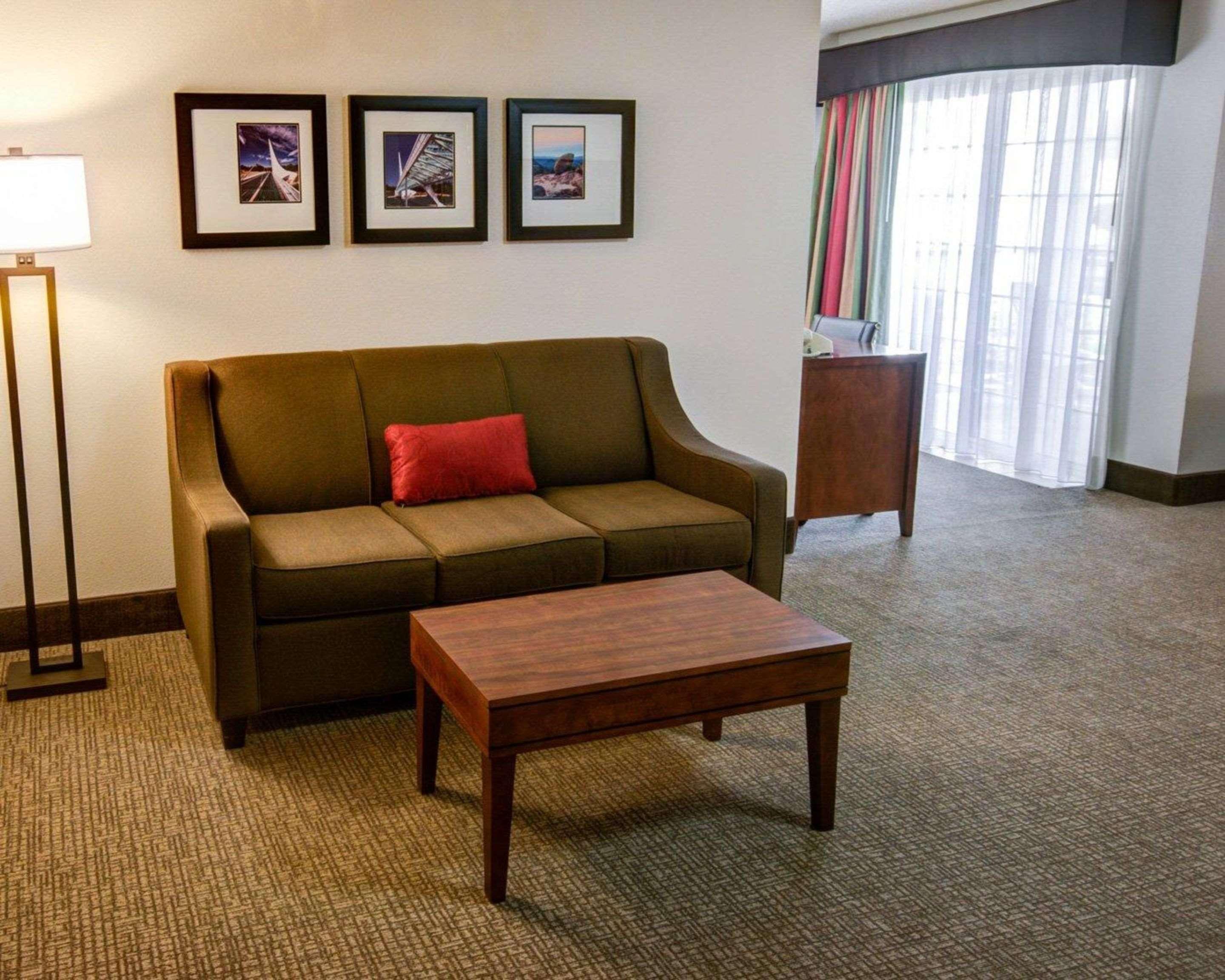Comfort Inn Redding Near I-5 Екстериор снимка