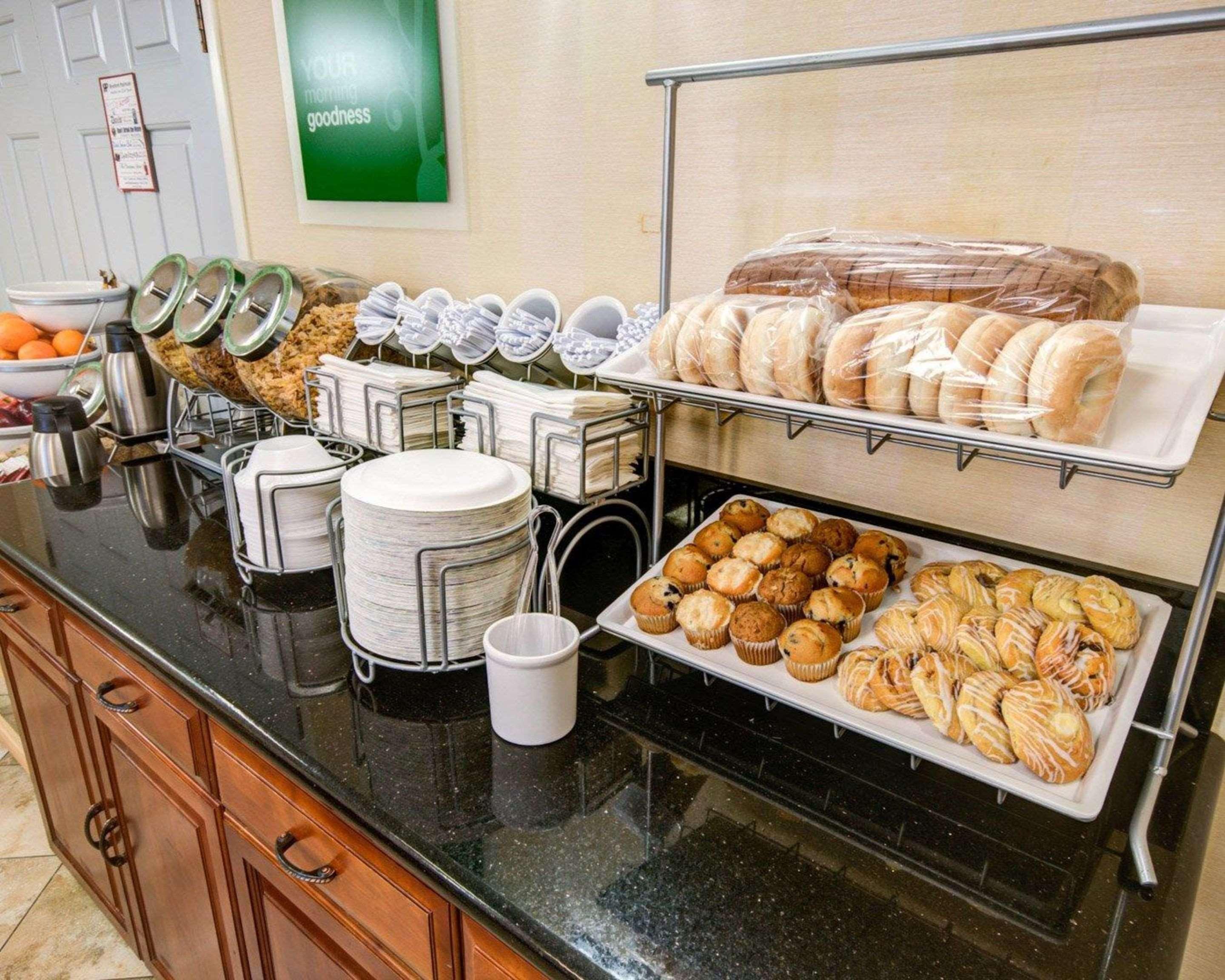 Comfort Inn Redding Near I-5 Екстериор снимка