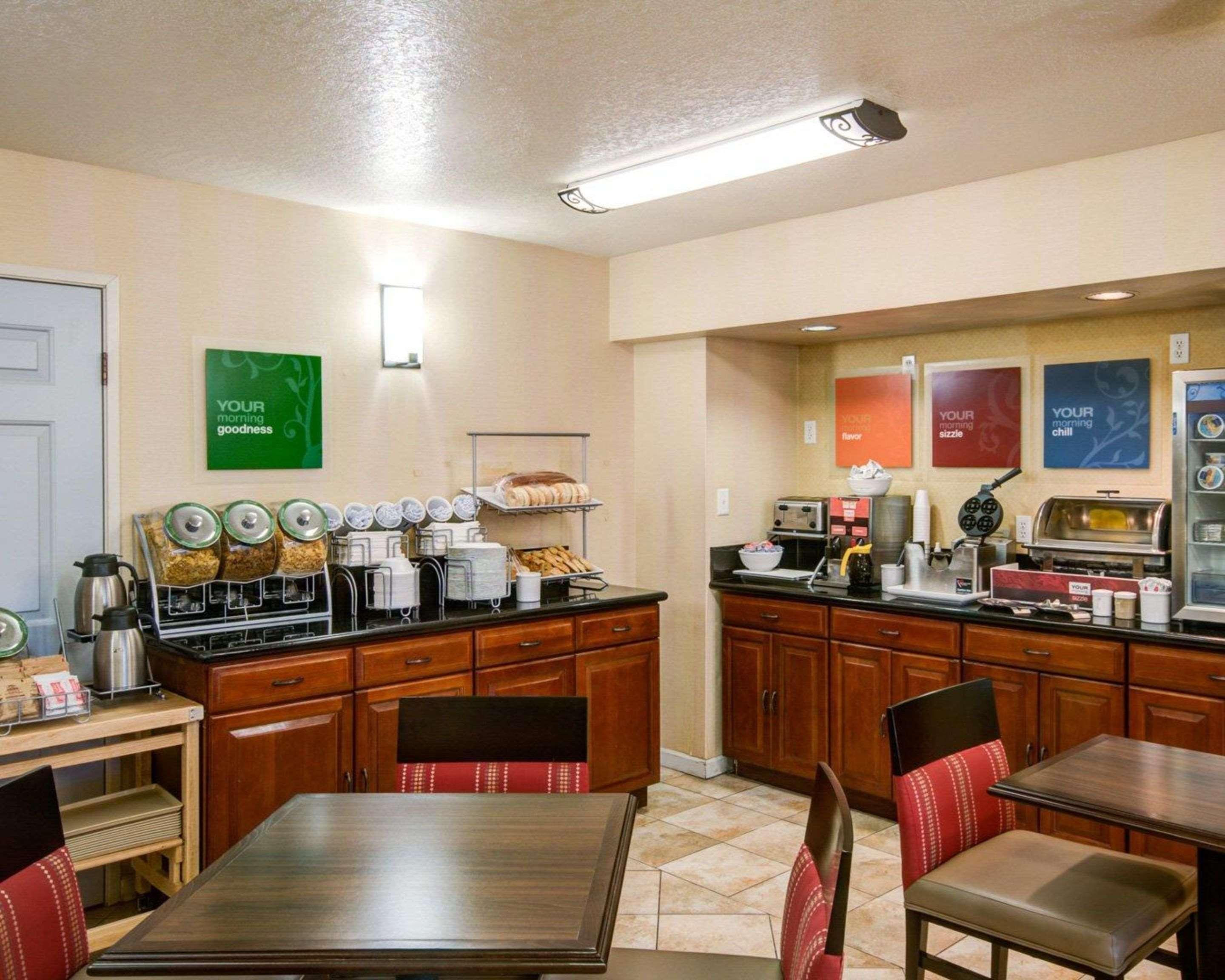 Comfort Inn Redding Near I-5 Екстериор снимка