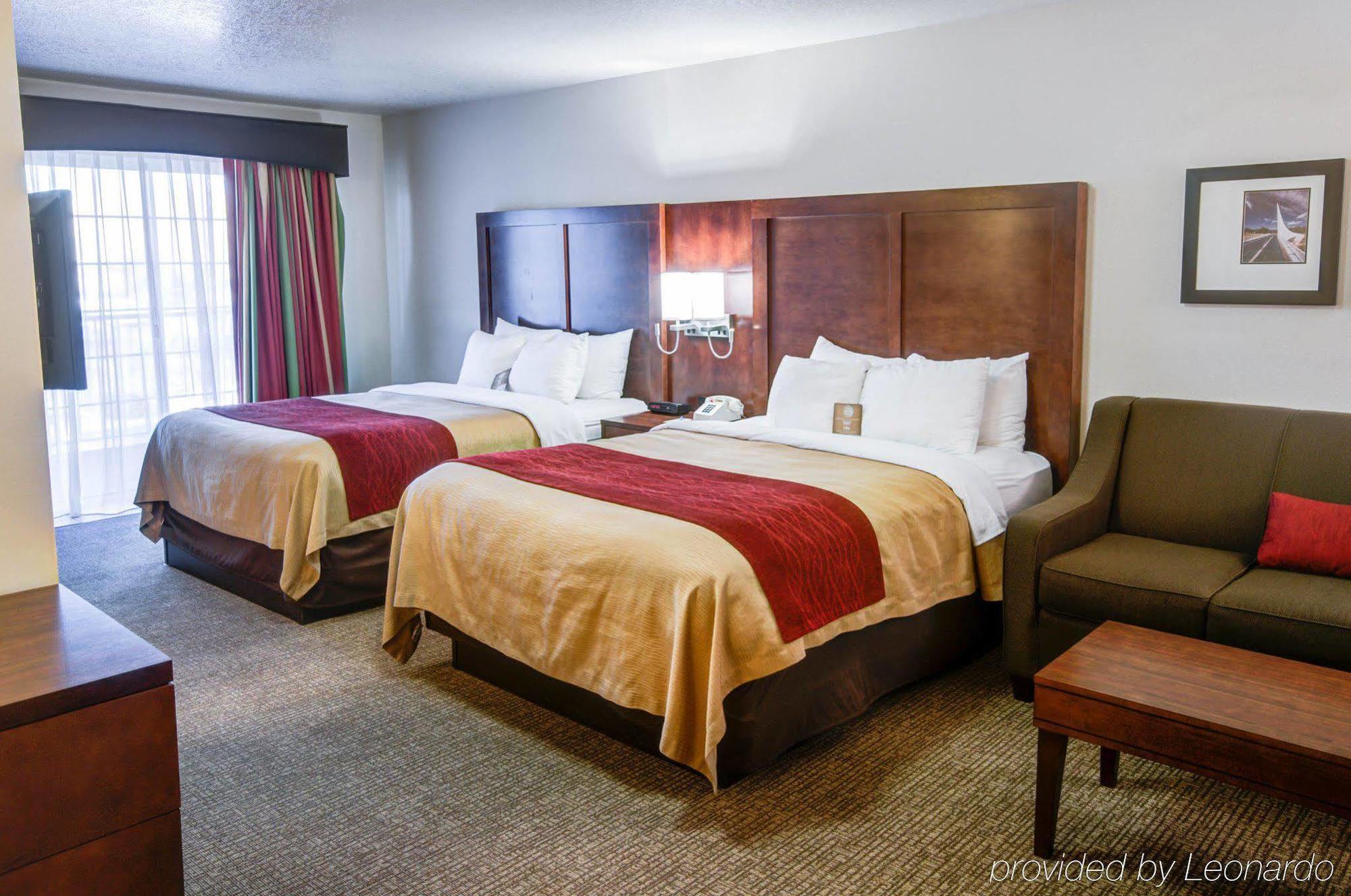 Comfort Inn Redding Near I-5 Екстериор снимка